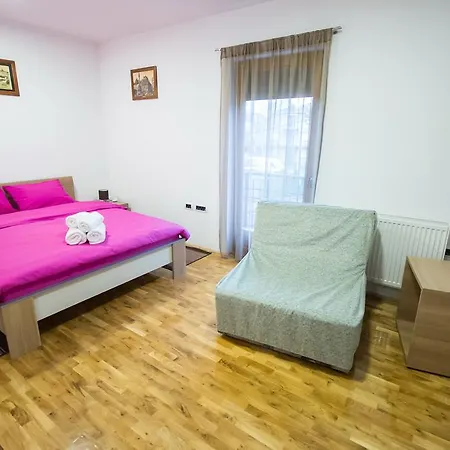Vanessa Guest house *