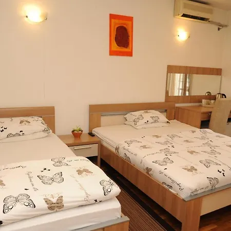 Vanessa Guest house